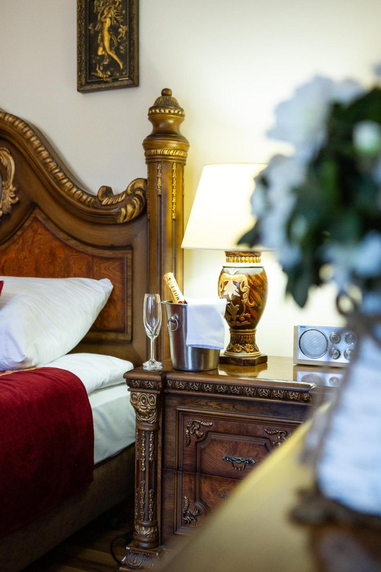 Hotel Maria Helena 스자브노-즈드로이 외부 사진