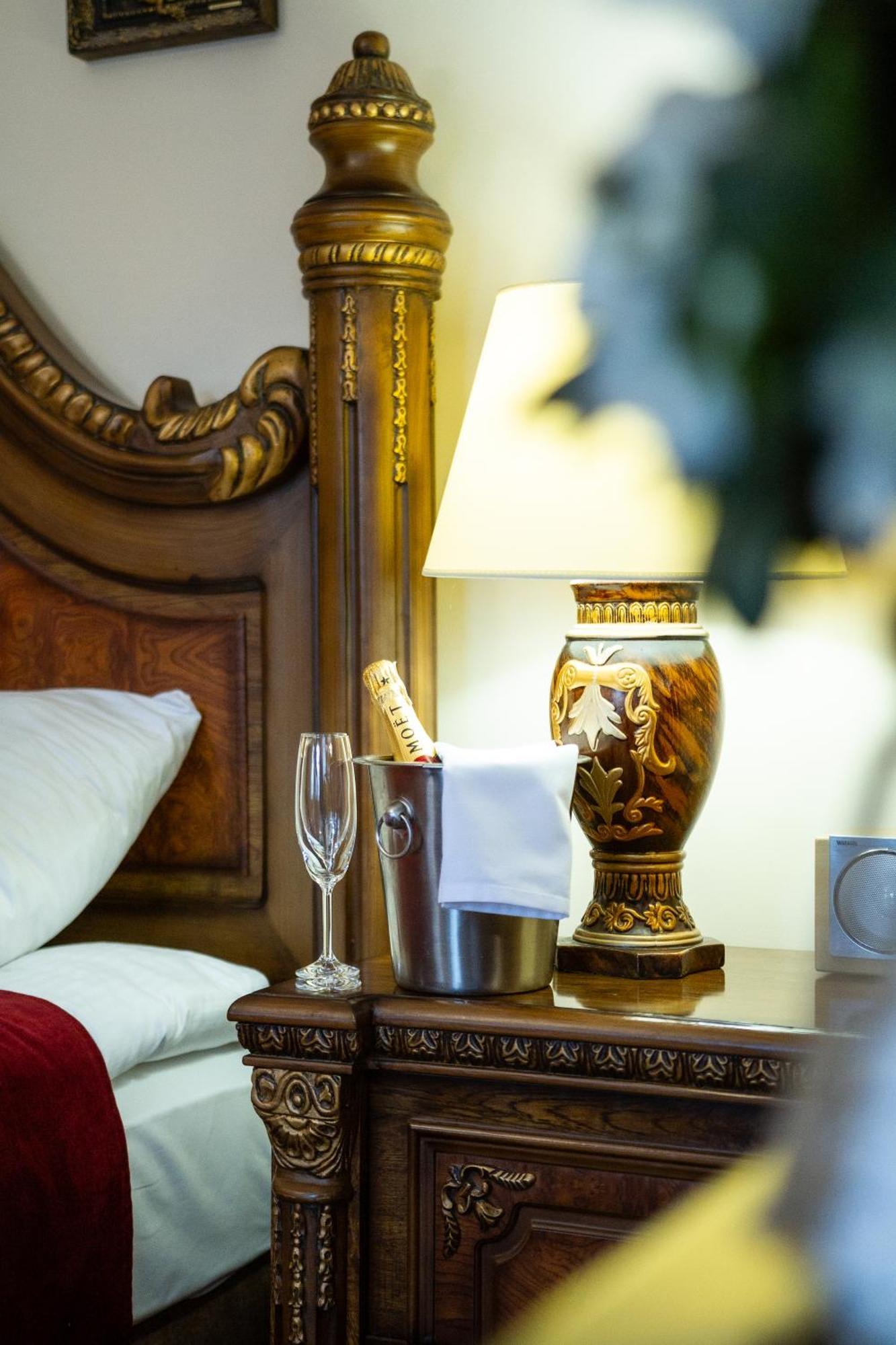 Hotel Maria Helena 스자브노-즈드로이 외부 사진
