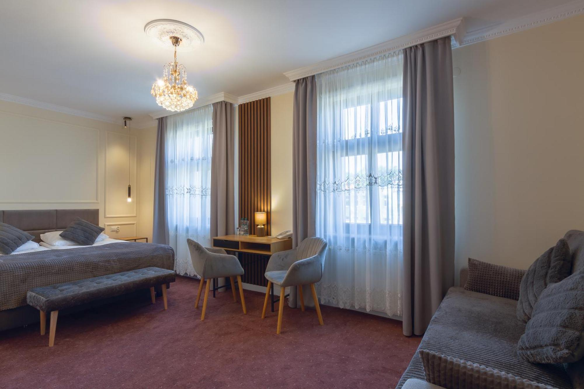 Hotel Maria Helena 스자브노-즈드로이 외부 사진