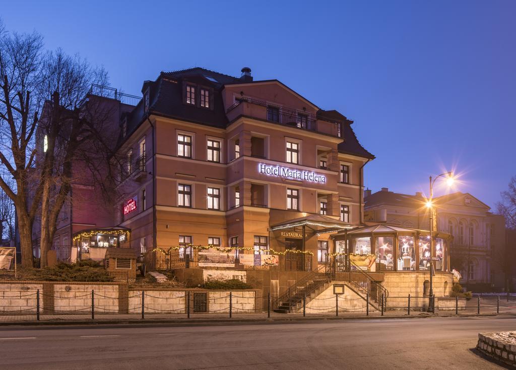 Hotel Maria Helena 스자브노-즈드로이 외부 사진